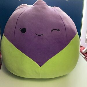 Squishmellow Jackie the Purple Tulip bulb.